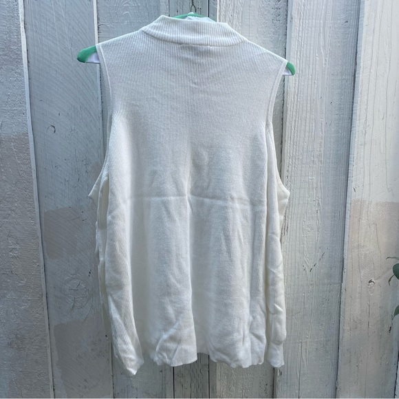 NWT Cyrus knit women’s shirt/sweater Bone white color size L off the shoulder - Picture 3 of 11